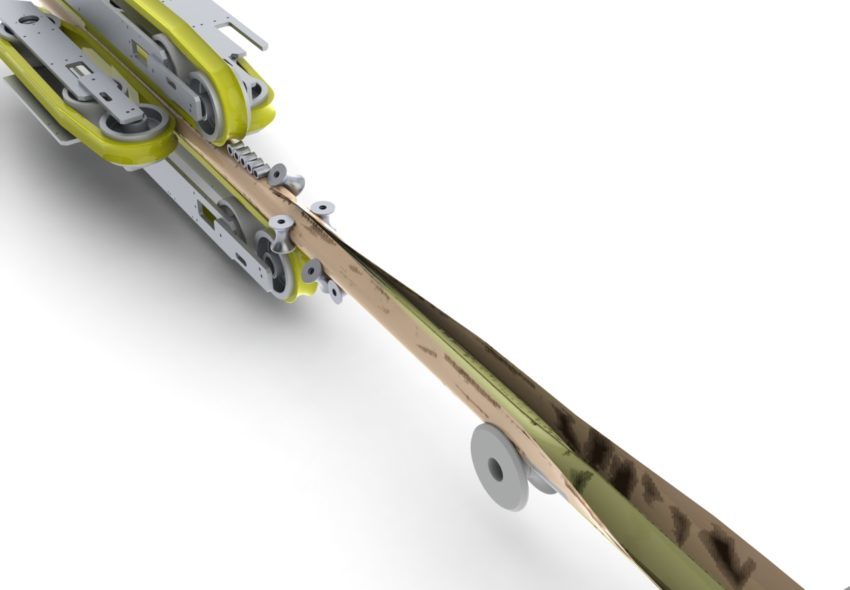 Karton und Verpackungsmaterialien werden präzise in eine kontinuierliche SIRPAK®-Produktionslinie zur Herstellung von Verbundkanisterkörpern zugeführt.